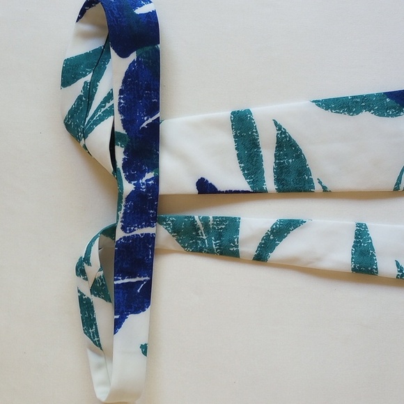 NWT Vintage 70s Prince Kuhio Tie 54" Made In Hawaii Blue Floral Motif - Picture 4 of 8